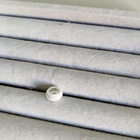 Berloque P. separador abaulado zirc. crav.