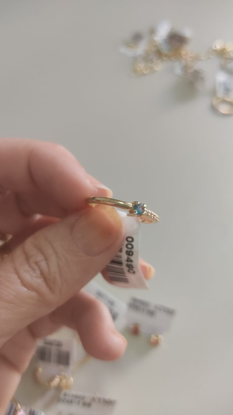 A.O solitario azul mini com zirc. crav.  BRUNA