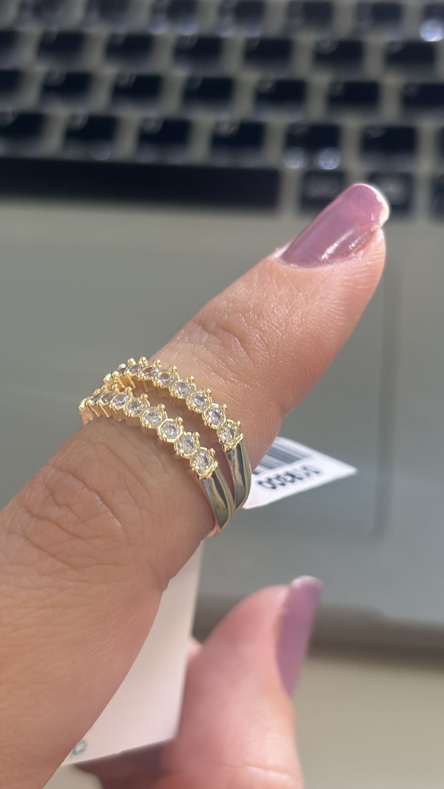 A.O aparador zirc. BRUNA